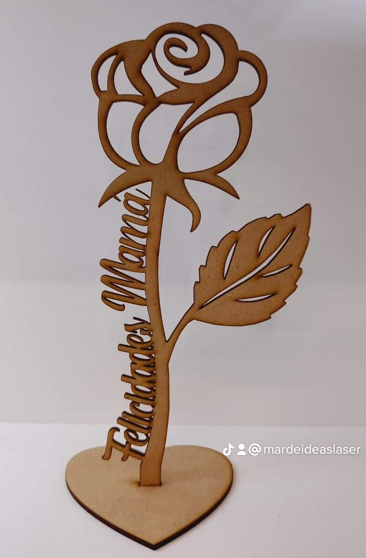 Rosa Connobre Y Base 20 Cm